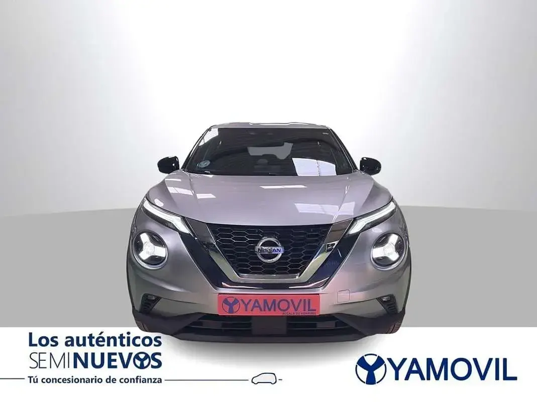 Usado Nissan Juke Acenta 117 CV (86 kW) 2020 Gris SUV