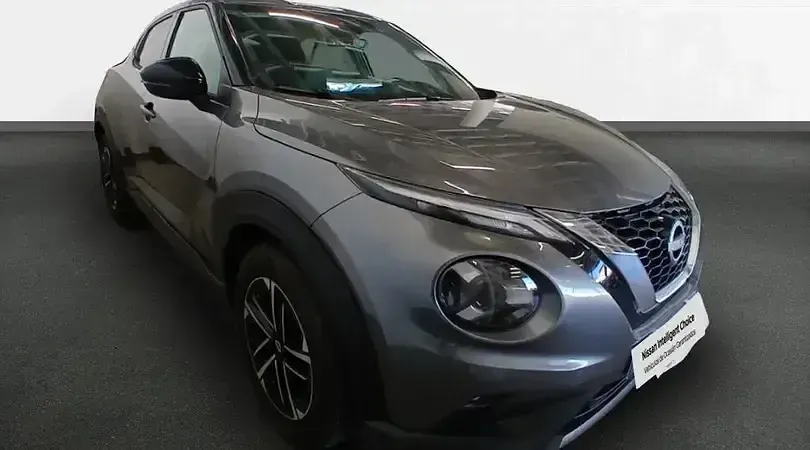 Usado Nissan Juke N-Connecta 114 CV (83 kW) 2025 Skline grey (metalizado) techo SUV