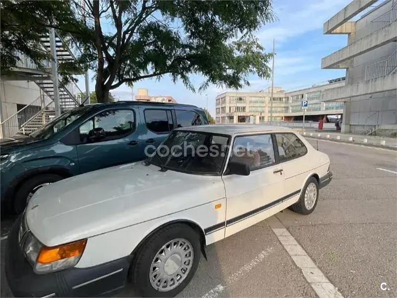 Usado Saab 900 118 CV (86 kW) 1988 Blanco Berlina
