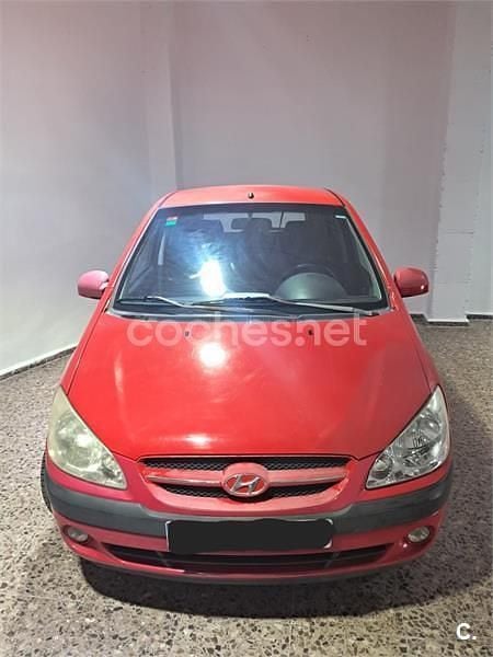 Używany Hyundai Getz 88 KM (64 kW) 2006 Czerwony Hatchback