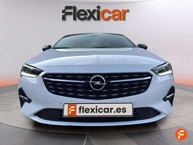 Usado Opel Insignia Business Elegance 122 CV (89 kW) 2021 Blanco Berlina