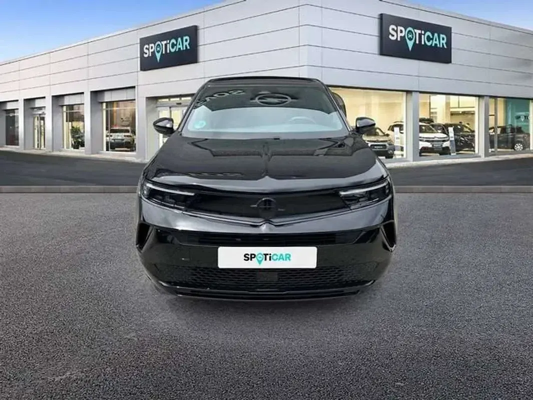 Usado Opel Mokka 136 CV (100 kW) 2025 Negro SUV