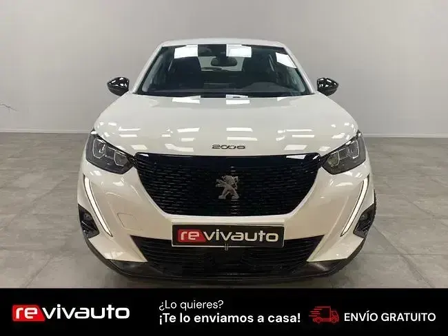 Usado Peugeot 2008 Active 110 CV (80 kW) 2022 Blanco SUV