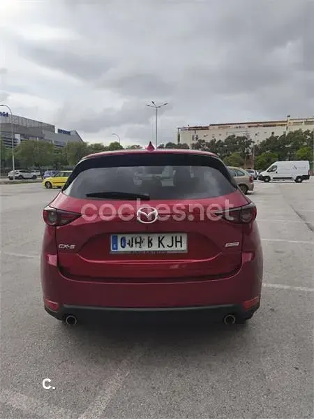 Käytetty Mazda CX-5 150 HP (110 kW) 2018 Punainen Katumaasturi