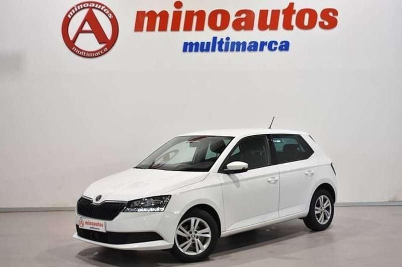 Usado Skoda Fabia Ambition 95 CV (69 kW) 2021 Blanco Utilitario