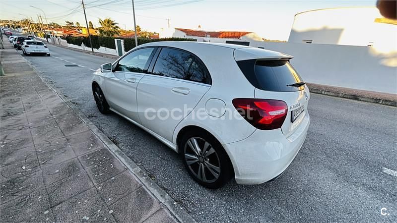 Usado Mercedes A220 136 CV (100 kW) 2017 Blanco Berlina