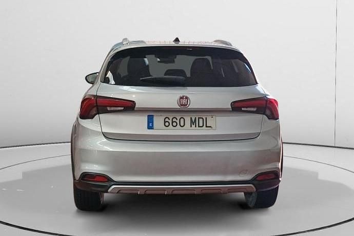 Usado Fiat Tipo Cross 131 CV (96 kW) 2023