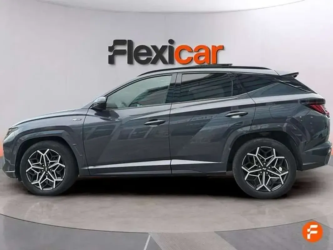 Usado Hyundai Tucson 136 CV (100 kW) 2022 Gris SUV