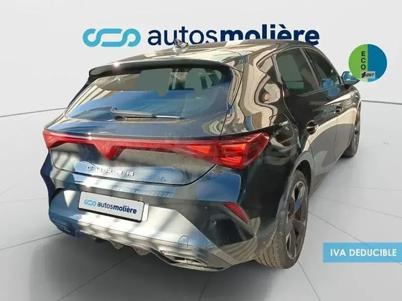 Usado Cupra Leon 150 HP (110 kW) 2024 Preto Sedan