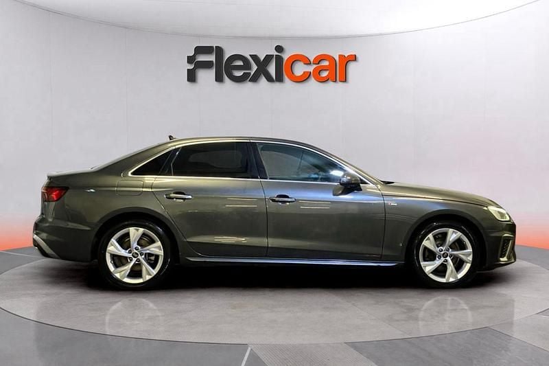 Usado Audi A4 S-Line 163 CV (119 kW) 2023 Gris Berlina