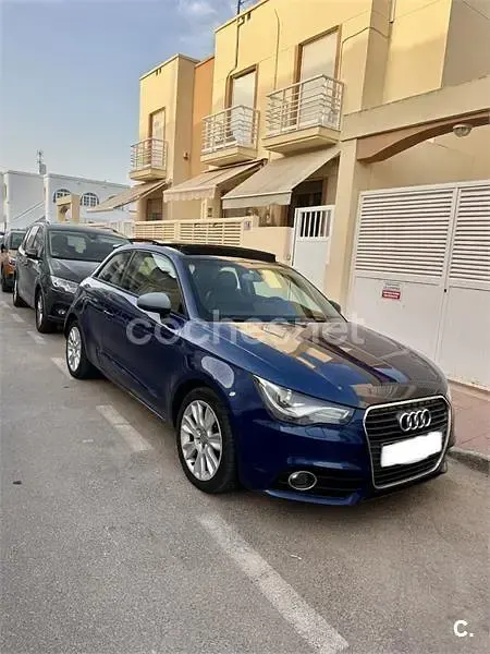 Usado Audi A1 Ambition 105 CV (77 kW) 2010 Azul Utilitario