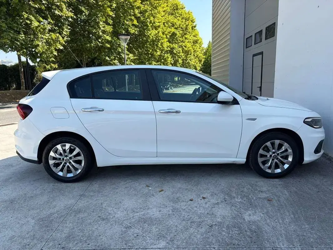 Usado Fiat Tipo Easy 95 CV (69 kW) 2018 Blanco Utilitario