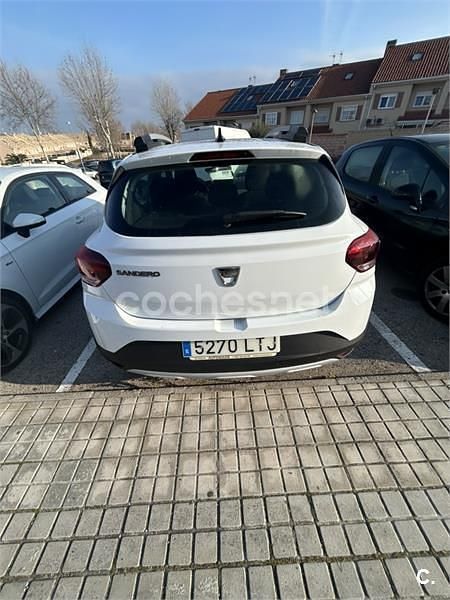 Usado Dacia Sandero Comfort 101 CV (74 kW) 2021 Blanco Berlina