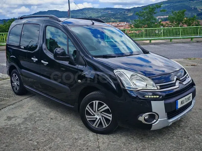 Usado Citroën Berlingo XTR 114 CV (83 kW) 2015 Negro Monovolumen