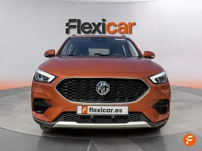 Usado MG ZS Comfort 116 CV (85 kW) 2025 Naranja SUV