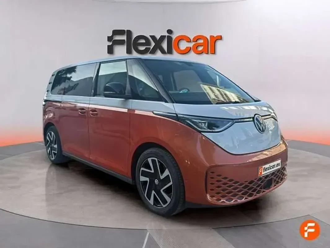 Usado VW ID. Buzz Edition 150 kW (204 CV) 2023 Naranja Monovolumen