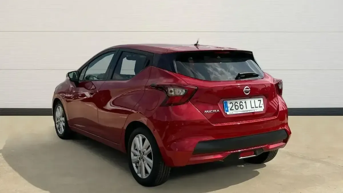 Usado Nissan Micra Acenta 100 CV (73 kW) 2020 Rojo Utilitario