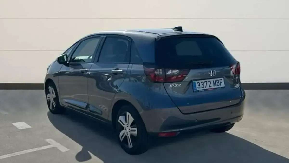 Usado Honda Jazz Executive 109 CV (80 kW) 2022 Gris Utilitario
