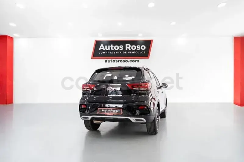 Usado MG ZS Luxury 106 CV (77 kW) 2023 Negro SUV
