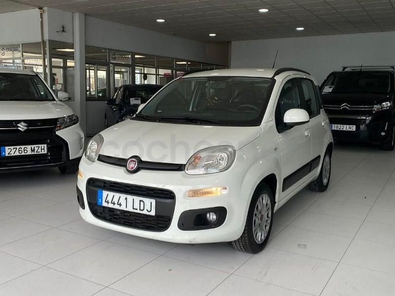 Usado Fiat Panda Lounge 69 CV (50 kW) 2019 Blanco Utilitario