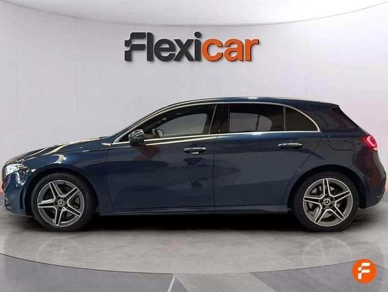 Usado Mercedes A250 218 CV (160 kW) 2020 Azul Berlina