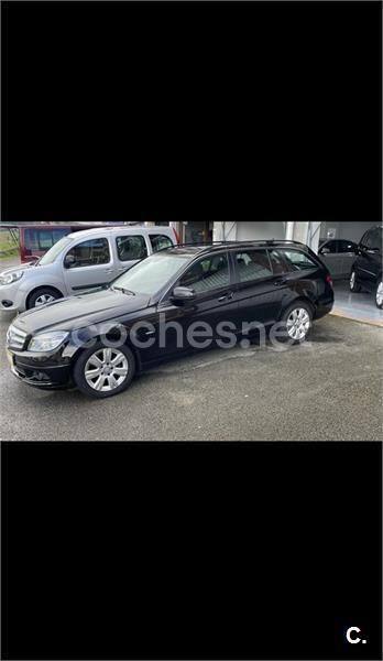 Usado Mercedes C180 Avantgarde 120 CV (88 kW) 2011 Negro Familiar