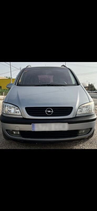 Gris Usado 2002 Opel Zafira Elegance Monovolumen | 2900 € (Precio justo) - Imagen 1/4