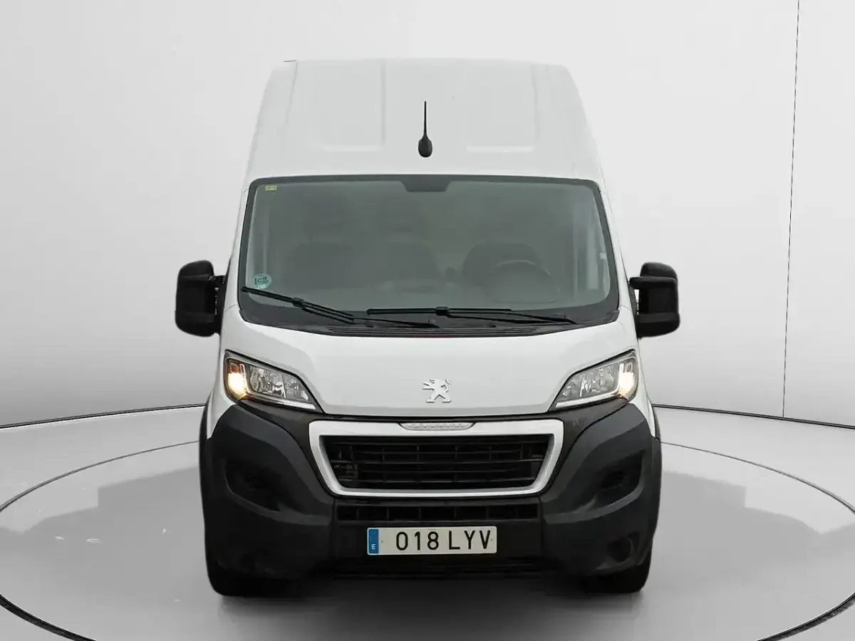 Usado Peugeot Boxer S 141 CV (103 kW) 2022 Blanco Van