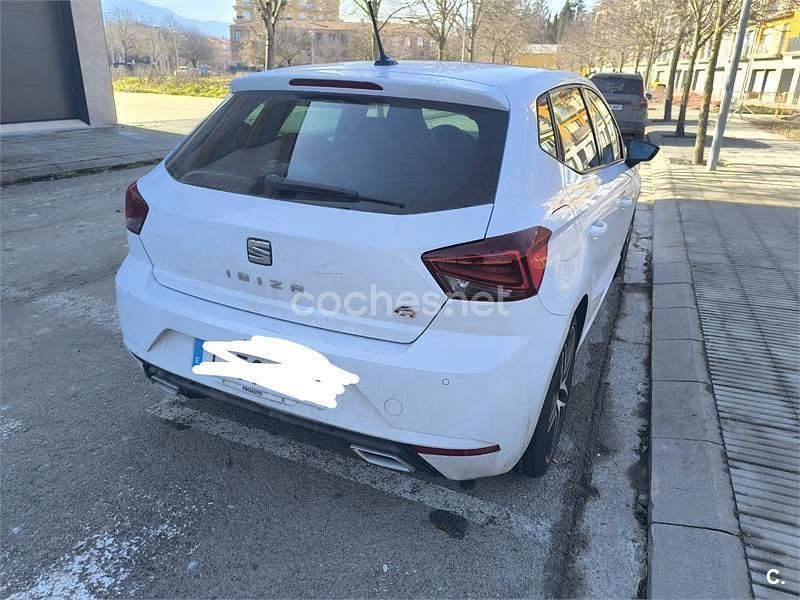 Usado Seat Ibiza FR 110 CV (80 kW) 2021 Blanco Berlina