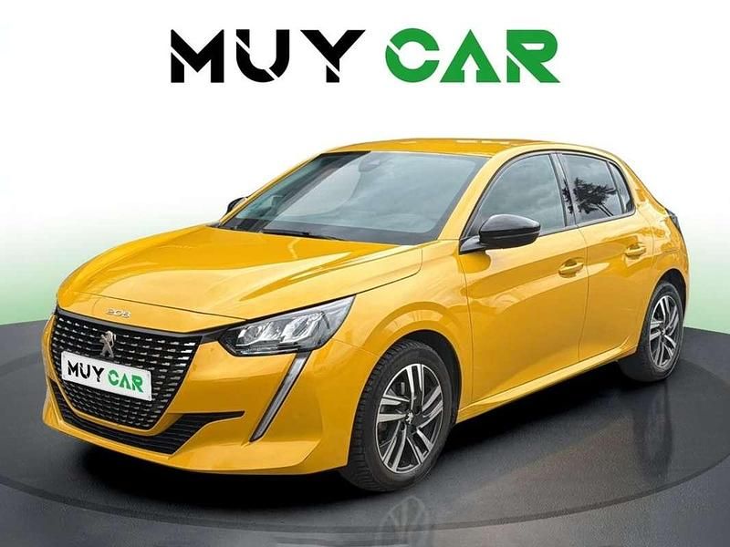 Usado Peugeot 208 Allure 102 CV (75 kW) 2022 Amarillo Utilitario