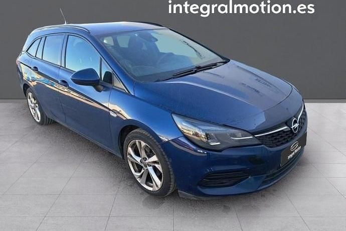 Usado Opel Astra GS Line 104 CV (76 kW) 2020 Familiar