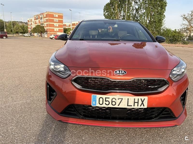 Usado Kia Ceed GT GT 204 CV (150 kW) 2020 Naranja Berlina