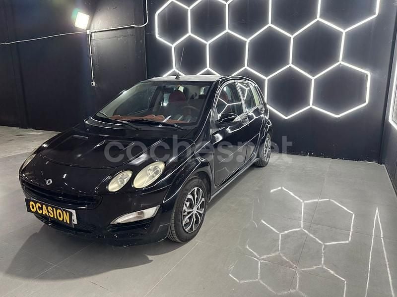 Usado Smart ForFour Pure 75 CV (55 kW) 2006 Negro Utilitario