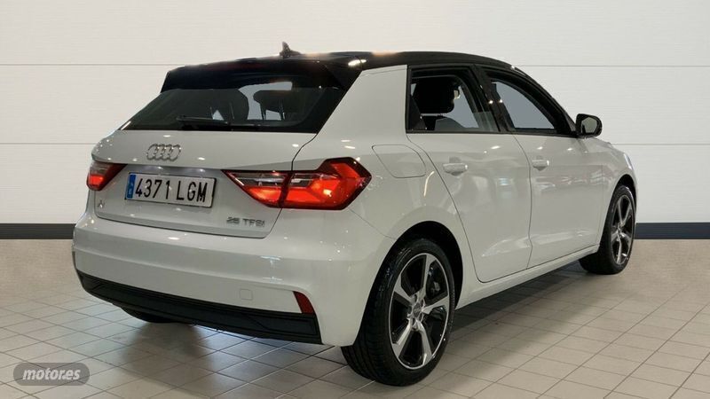 Usado Audi A1 Sportback Advanced 95 CV (69 kW) 2020 Blanco Utilitario