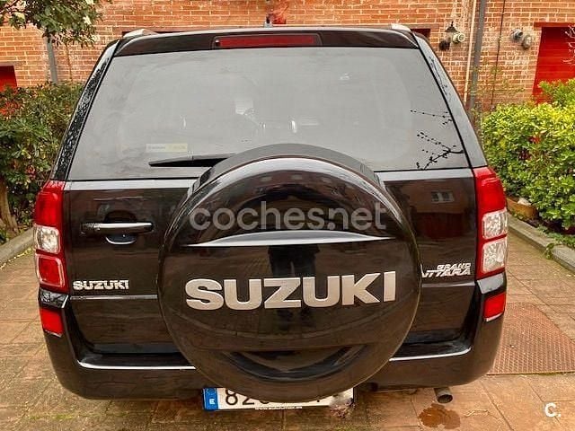 Usado Suzuki Grand Vitara 129 CV (94 kW) 2009 Negro SUV