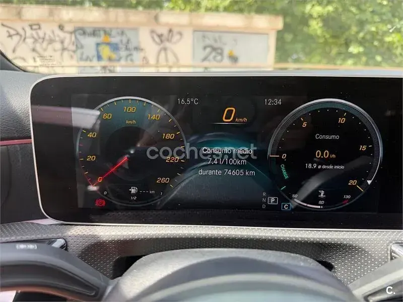 Usado Mercedes A220 190 CV (139 kW) 2019 Gris / plata Berlina