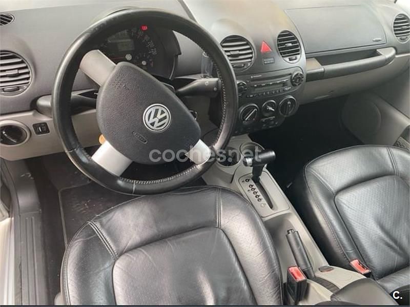 Occasion VW New Beetle 115 ch (84 kW) 2005 Gris Citadine