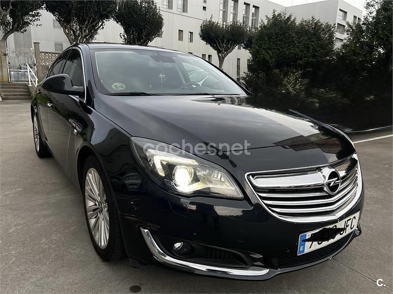 Usado Opel Insignia Business 140 CV (102 kW) 2015 Negro Berlina