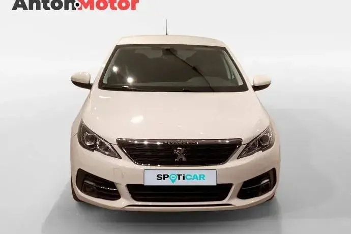 Usado Peugeot 308 SW Active 130 CV (95 kW) 2020 Blanco Familiar
