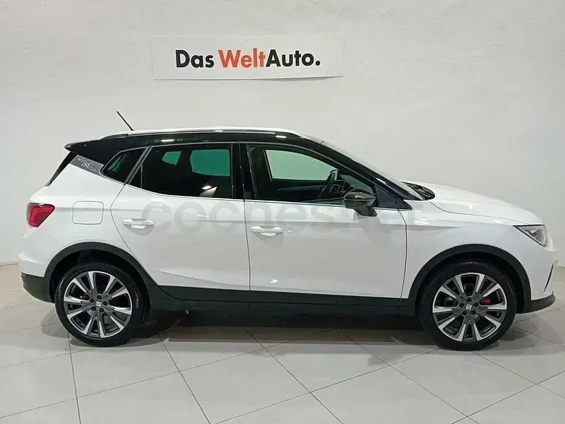 Usado Seat Arona FR 116 CV (85 kW) 2025 Blanco SUV