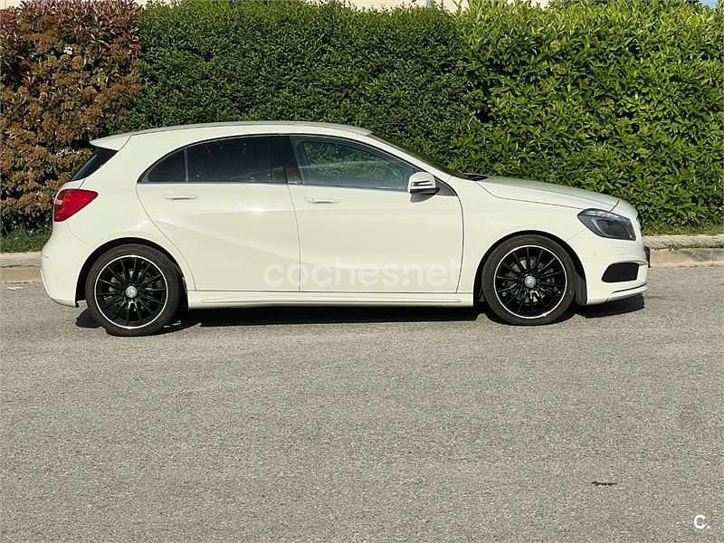 Usado Mercedes A200 AMG line 156 CV (114 kW) 2015 Blanco Berlina