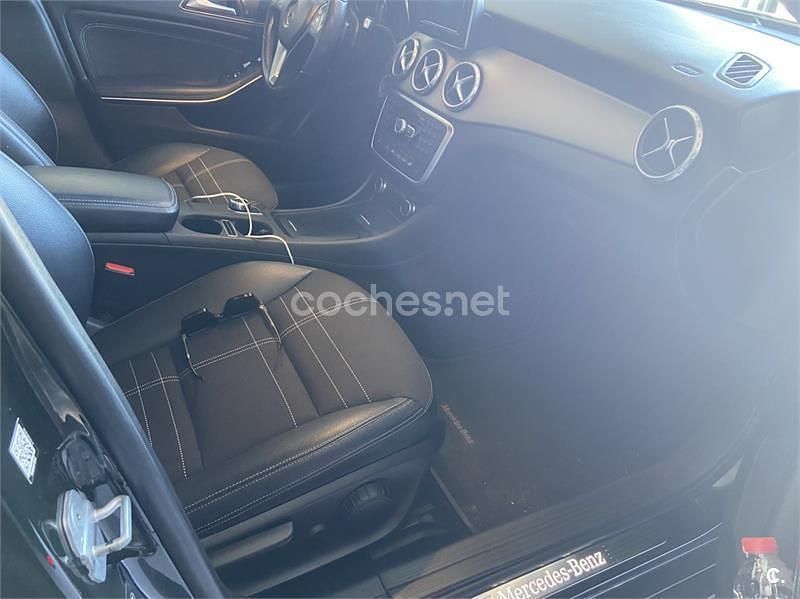 Usado Mercedes GLA220 Edition 1 170 CV (125 kW) 2015 Negro SUV