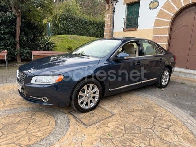 Azul Usado 2011 Volvo S80 Summum Berlina | 12.999 € - Imagen 1/4