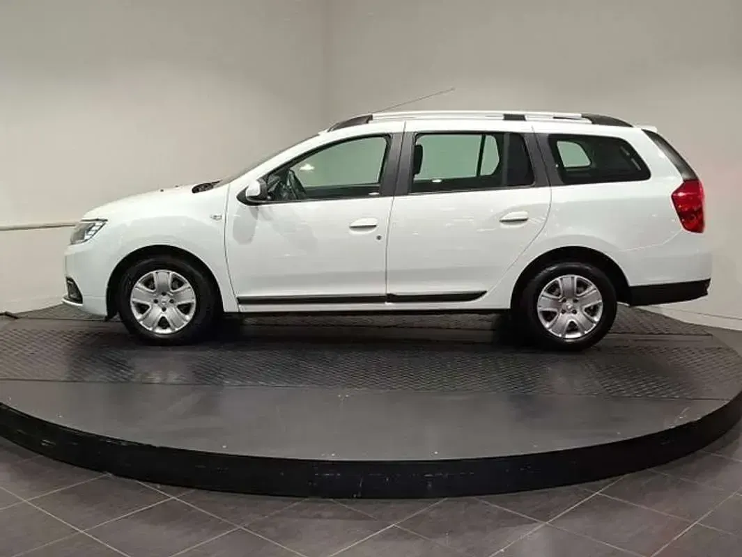 Usado Dacia Logan MCV Lauréate 90 CV (66 kW) 2017 Blanco Familiar