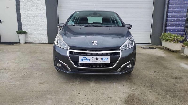 Usado Peugeot 208 Allure 99 CV (72 kW) 2017 Gris Utilitario