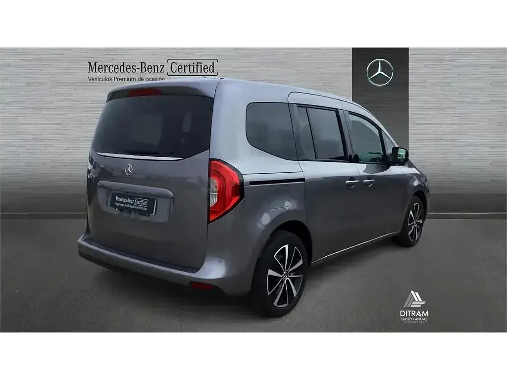 Usado Mercedes T160 95 CV (69 kW) 2024 Gris / plata Monovolumen