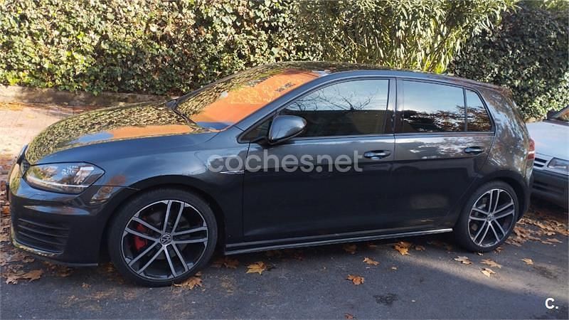 Usado VW Golf VII GTD 184 CV (135 kW) 2016 Gris / plata Berlina