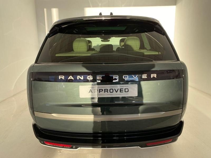Usado Land Rover Range Rover 300 CV (220 kW) 2025 Verde SUV