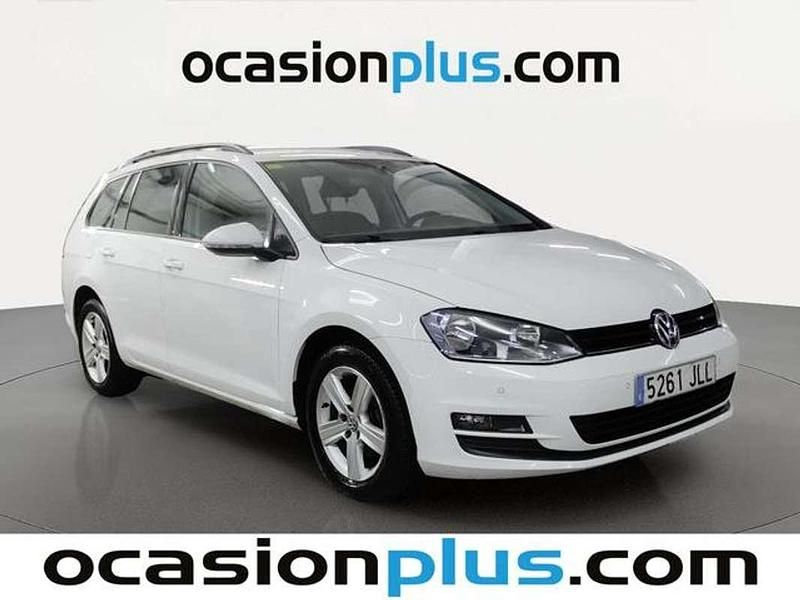 Usado VW Golf VII Advance 110 CV (80 kW) 2016 Blanco Familiar