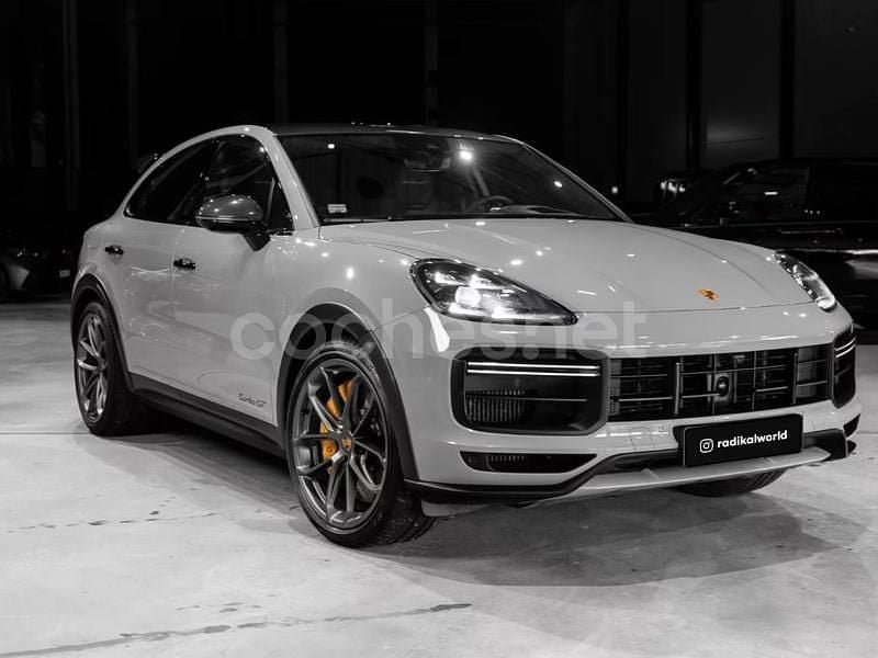Usado Porsche Cayenne Turbo GT 640 CV (470 kW) 2022 Gris / plata SUV